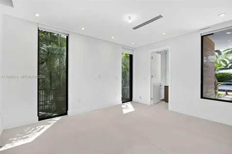 620 Solar Isle Drive Fort Lauderdale FL 33301