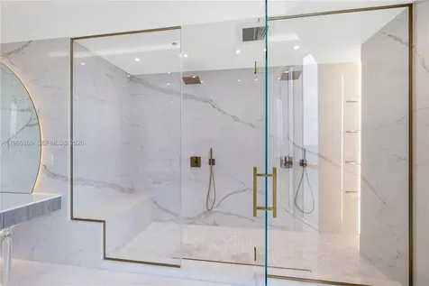 16001 Collins Avenue Sunny Isles Beach FL 33160
