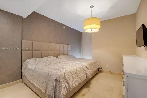 16001 Collins Avenue Sunny Isles Beach FL 33160