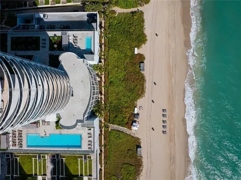 16001 Collins Avenue Sunny Isles Beach FL 33160