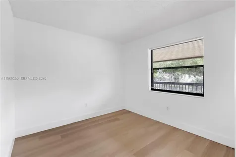 6061 Shakerwood Circle Tamarac FL 33319