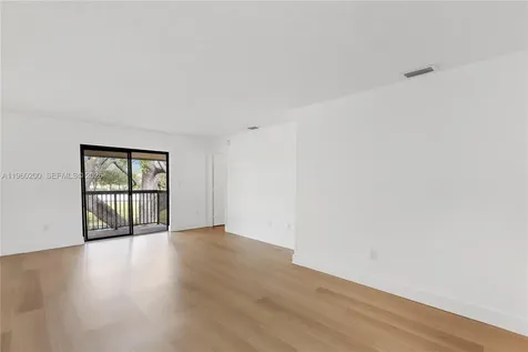 6061 Shakerwood Circle Tamarac FL 33319