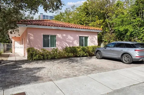 3134 Hibiscus Street Miami FL 33133