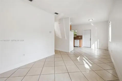 3134 Hibiscus Street Miami FL 33133