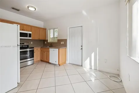 3134 Hibiscus Street Miami FL 33133