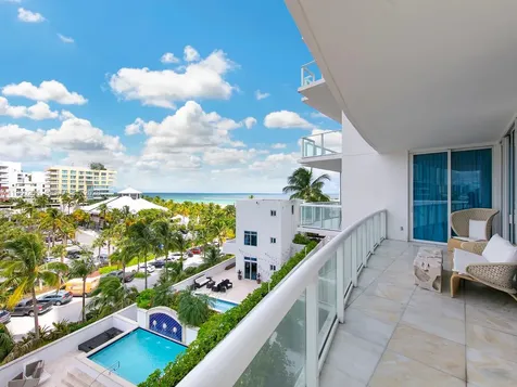 50 S Pointe Drive Miami Beach FL 33139