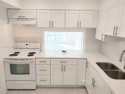 215 SE 3rd Avenue Hallandale Beach FL 33009
