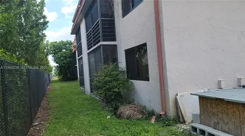 20810 NE 8th Court Miami FL 33179