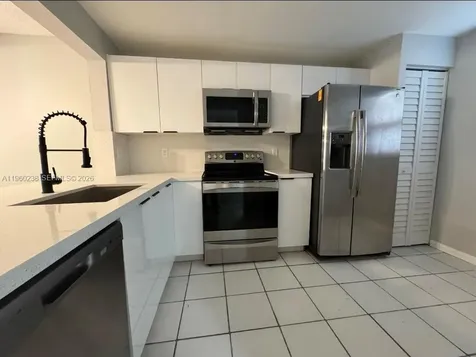 20810 NE 8th Court Miami FL 33179