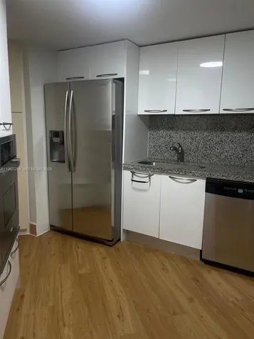 999 Brickell Bay Drive Miami FL 33131