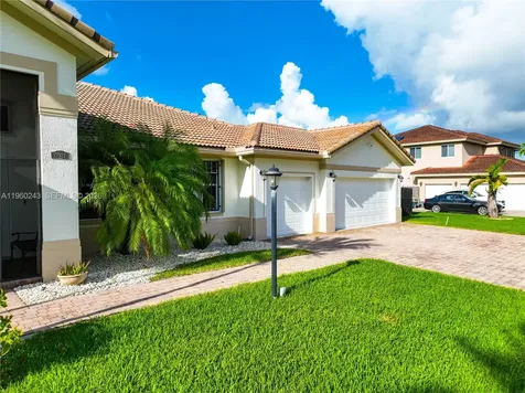 12922 SW 221st Street Miami FL 33170