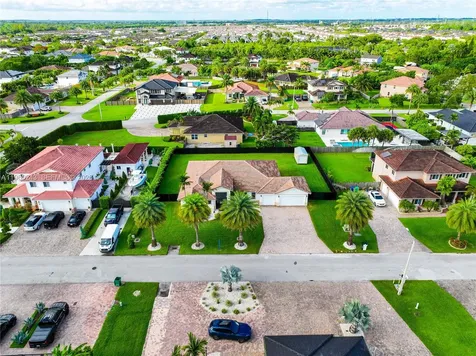12922 SW 221st Street Miami FL 33170