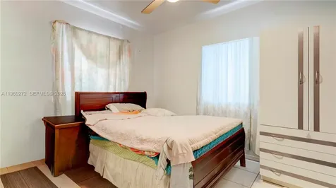 15700 NE 15th Place North Miami Beach FL 33162