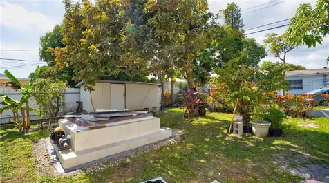 15700 NE 15th Place North Miami Beach FL 33162