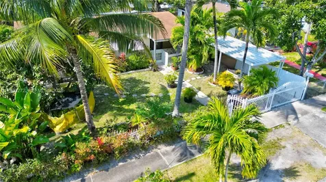 15700 NE 15th Place North Miami Beach FL 33162