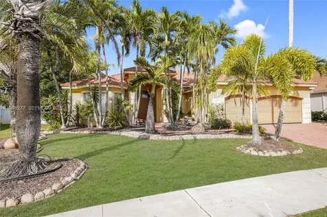 15989 SW 14th Street Pembroke Pines FL 33027