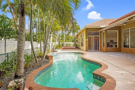 15989 SW 14th Street Pembroke Pines FL 33027