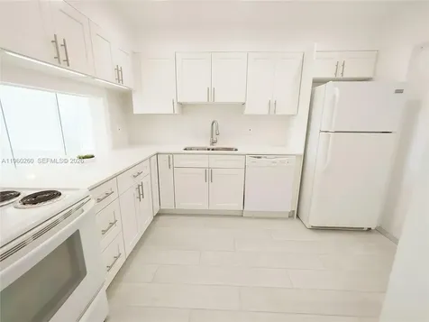 215 SE 3rd Avenue Hallandale Beach FL 33009