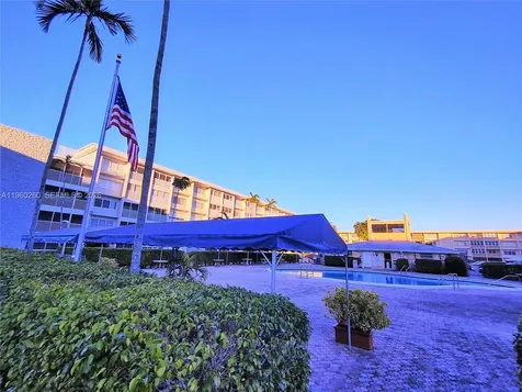 215 SE 3rd Avenue Hallandale Beach FL 33009