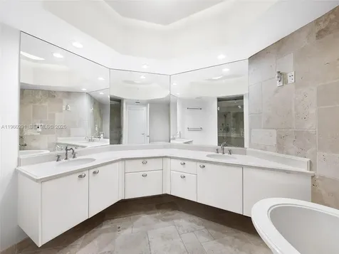 333 Las Olas Way Fort Lauderdale FL 33301