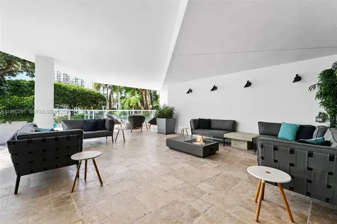 333 Las Olas Way Fort Lauderdale FL 33301