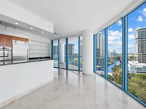 333 Las Olas Way Fort Lauderdale FL 33301