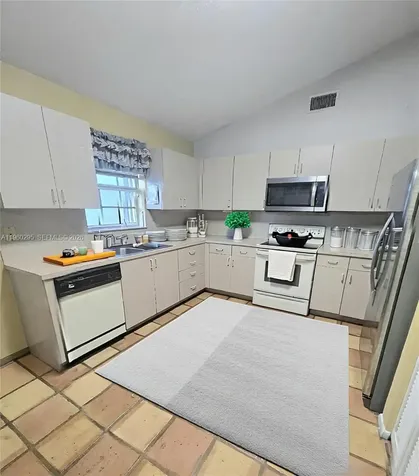 621 NW 205th Avenue Pembroke Pines FL 33029