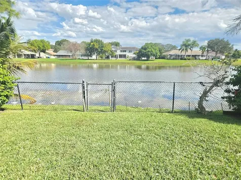 621 NW 205th Avenue Pembroke Pines FL 33029