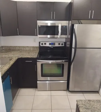 488 NW 165 Street Road Miami FL 33169