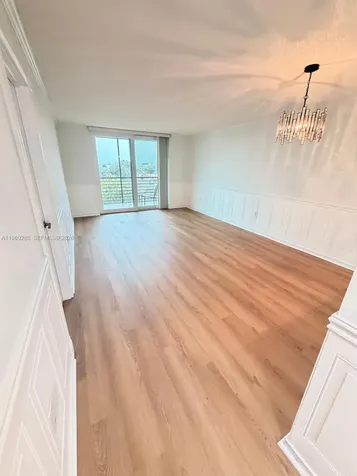 900 Colony Point Circle Pembroke Pines FL 3306