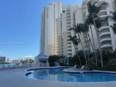 3330 NE 190th Street Aventura FL 33180