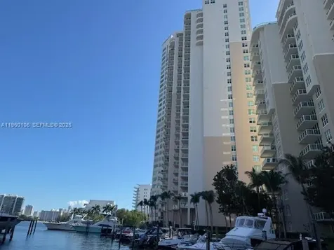 3330 NE 190th Street Aventura FL 33180