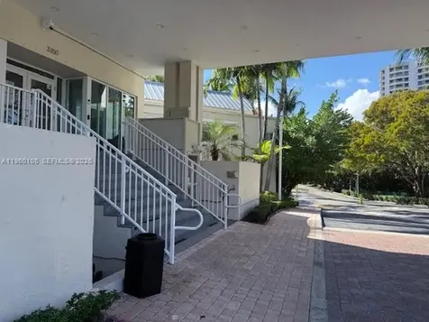 3330 NE 190th Street Aventura FL 33180