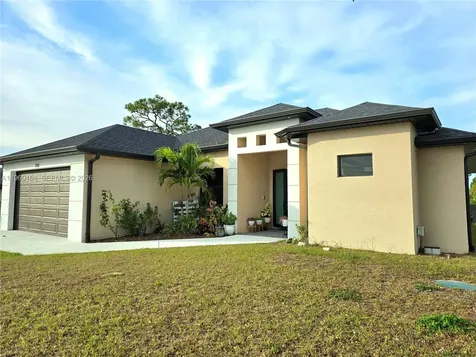 705 Harding Lane Lehigh Acres FL 33936