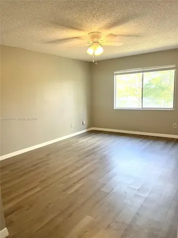4575 S Texas Avenue Orlando FL 32839