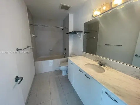 133 NE 2 Avenue Miami FL 33132
