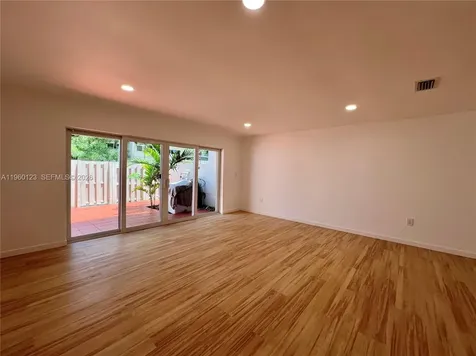 8111 SW 81st Place Miami FL 33143
