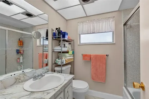 2901 NW 46th Avenue Lauderdale Lakes FL 33313