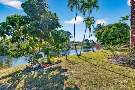 2901 NW 46th Avenue Lauderdale Lakes FL 33313