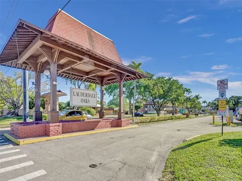 2901 NW 46th Avenue Lauderdale Lakes FL 33313