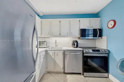 2901 NW 46th Avenue Lauderdale Lakes FL 33313