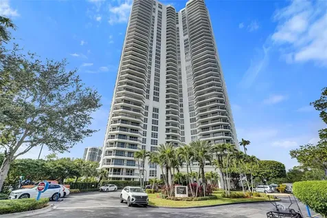 3500 Mystic Pointe Drive Aventura FL 33180