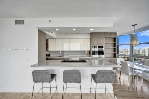 3500 Mystic Pointe Drive Aventura FL 33180