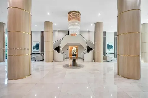 3500 Mystic Pointe Drive Aventura FL 33180