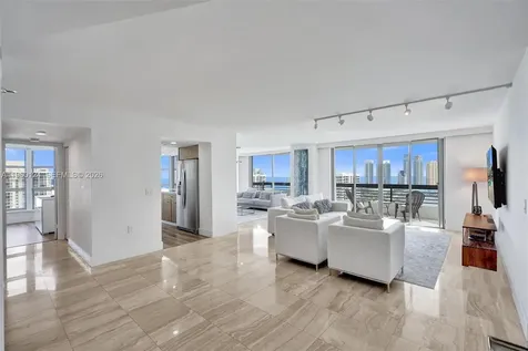 3500 Mystic Pointe Drive Aventura FL 33180