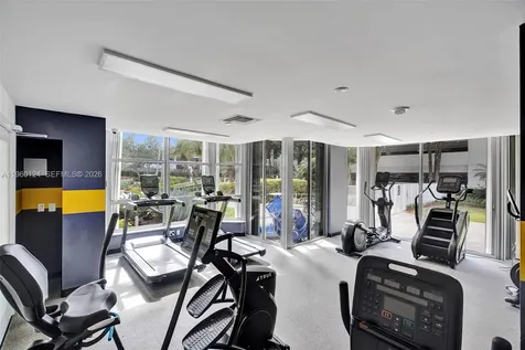 3500 Mystic Pointe Drive Aventura FL 33180