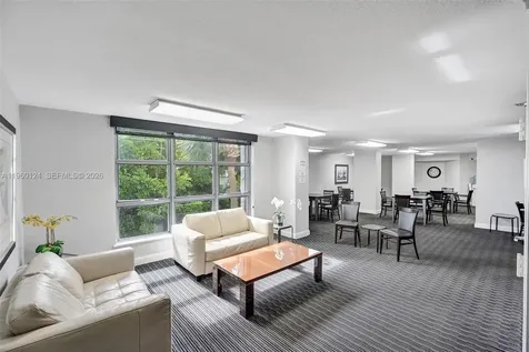 3500 Mystic Pointe Drive Aventura FL 33180