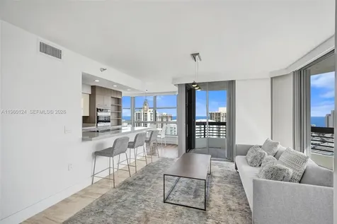 3500 Mystic Pointe Drive Aventura FL 33180