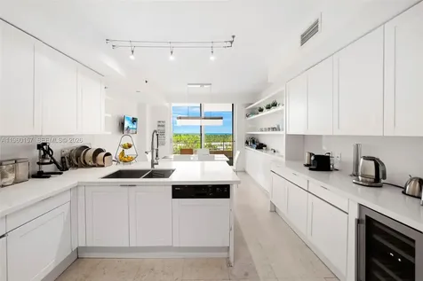 799 Crandon Boulevard Key Biscayne FL 33149
