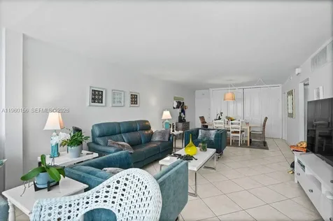 5005 Collins Avenue Miami Beach FL 33140